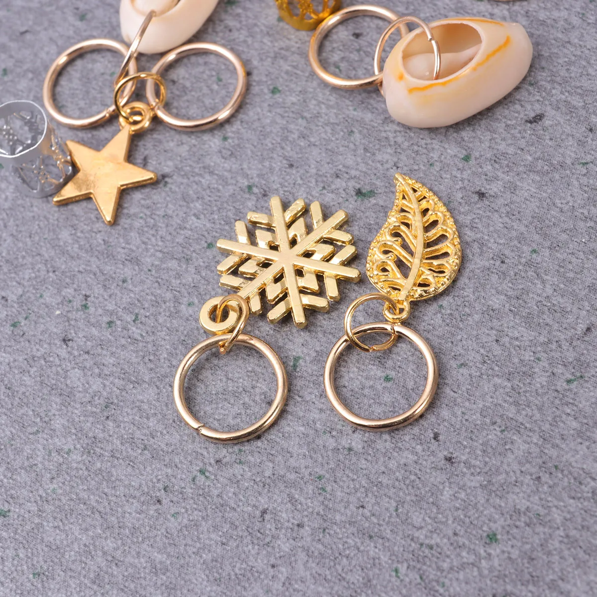 80pcs Star Hairpin Bendable Hair Rings Braids Cuffs Jewelry Set for Party Accessories Anti Rust Copper Plated
80pcs Star Hairpin Bendable Hair Rings Braids Cuffs Jewelry Set for Party Accessories Anti Rust Copper Plated