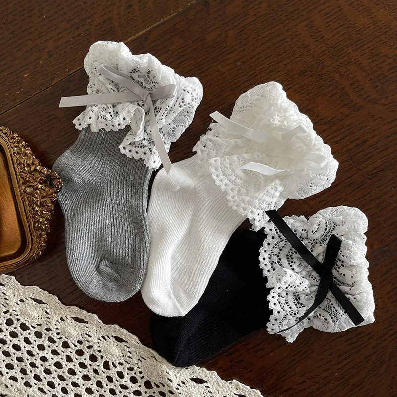 Новые весенние детские носки принцессы для детей от 1 до 11 лет, милые гольфы с кружевным бантом, 6 цветов, милые детские носки-трубочки
Новые весенние детские носки принцессы для детей от 1 до 11 лет, милые гольфы с кружевным бантом, 6 цветов, милые детские носки-трубочки