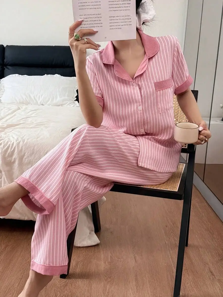 Pink Striped Short Sleeve Pajama Set With Turn-Down Collar Women Sleepwear
Pink Striped Short Sleeve Pajama Set With Turn-Down Collar Women Sleepwear