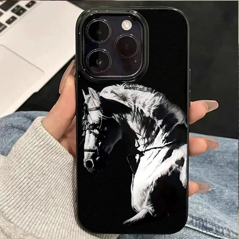 Artistic Black And White Horse Design Phone Case For iPhone 11 12 13 14 15 16 17 Pro Max 16E 17 Air X XR XS Max 7 8 Plus Cover
Artistic Black And White Horse Design Phone Case For iPhone 11 12 13 14 15 16 17 Pro Max 16E 17 Air X XR XS Max 7 8 Plus Cover