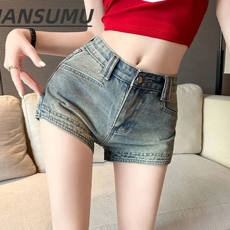 INS Designer Women Spicy Girl Style High Waist Shorts Washed Do Old Denim Sexy Mini Pants Girls Blue Baggy Wide Leg Short Jeans 
INS Designer Women Spicy Girl Style High Waist Shorts Washed Do Old Denim Sexy Mini Pants Girls Blue Baggy Wide Leg Short Jeans