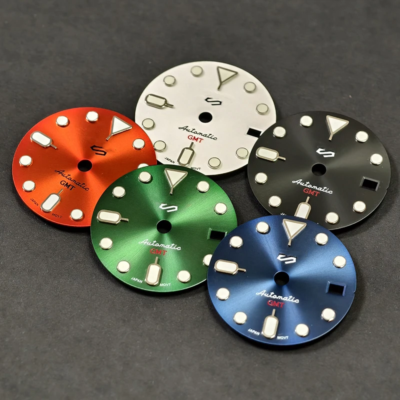 NH35 dial 28.5mm S GMT sun pattern modification accessories for NH35/36 movement
NH35 dial 28.5mm S GMT sun pattern modification accessories for NH35/36 movement