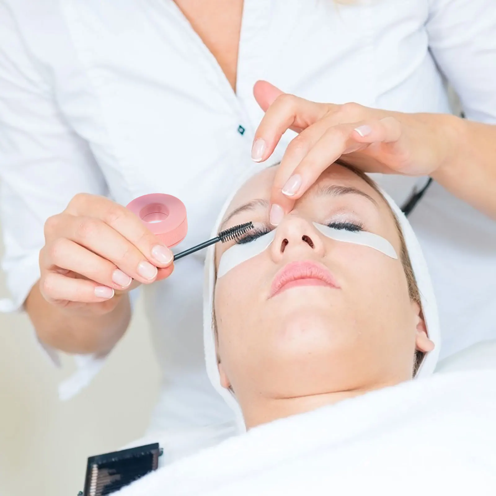 4pcs 4 Rolls Silicone Gel Eyelash Extension Tape 1.25Cm Width Breathable Micro-Porous Makeup Tape For Sensitive Skin Lash Tech
4pcs 4 Rolls Silicone Gel Eyelash Extension Tape 1.25Cm Width Breathable Micro-Porous Makeup Tape For Sensitive Skin Lash Tech