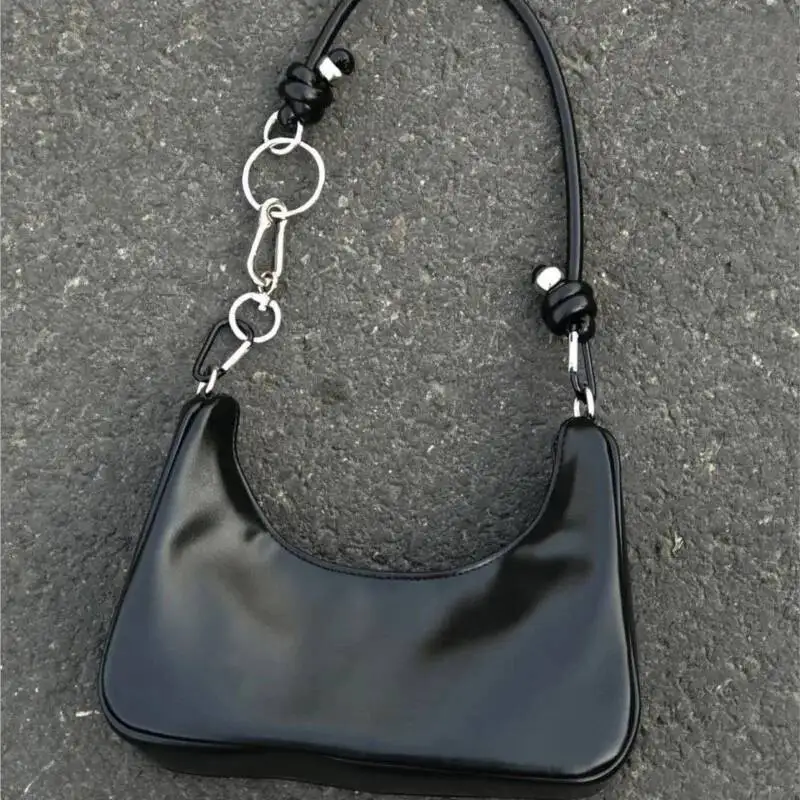 Bloom Vintage Black Underarm Bag Women Retro Pu Leather Casual Hobos Handbag Female Haruku Y2k Shoulder Bags Aesthetic
Bloom Vintage Black Underarm Bag Women Retro Pu Leather Casual Hobos Handbag Female Haruku Y2k Shoulder Bags Aesthetic