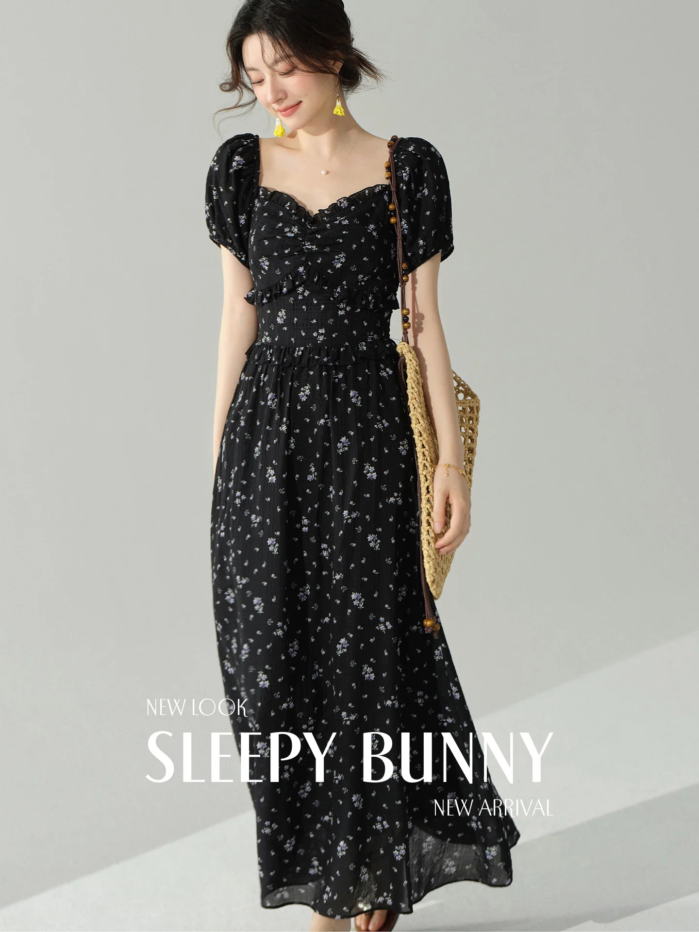 Spybunny French Style Heart Collar Bubble Sleeve Floral Print A-Line Long Dress Women Summer Show Clavicle Dress Casual Wear
Spybunny French Style Heart Collar Bubble Sleeve Floral Print A-Line Long Dress Women Summer Show Clavicle Dress Casual Wear