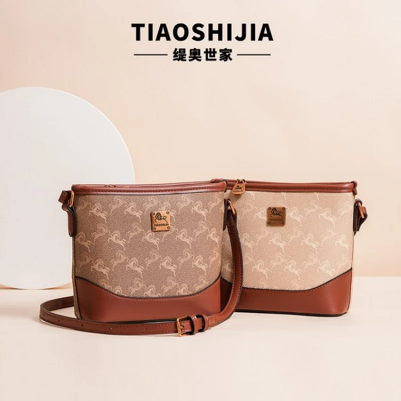 Ladies Messenger Bag Crafted From Premium Leather Boasting Casual High-End Lasting Spacious Refined Look
Ladies Messenger Bag Crafted From Premium Leather Boasting Casual High-End Lasting Spacious Refined Look