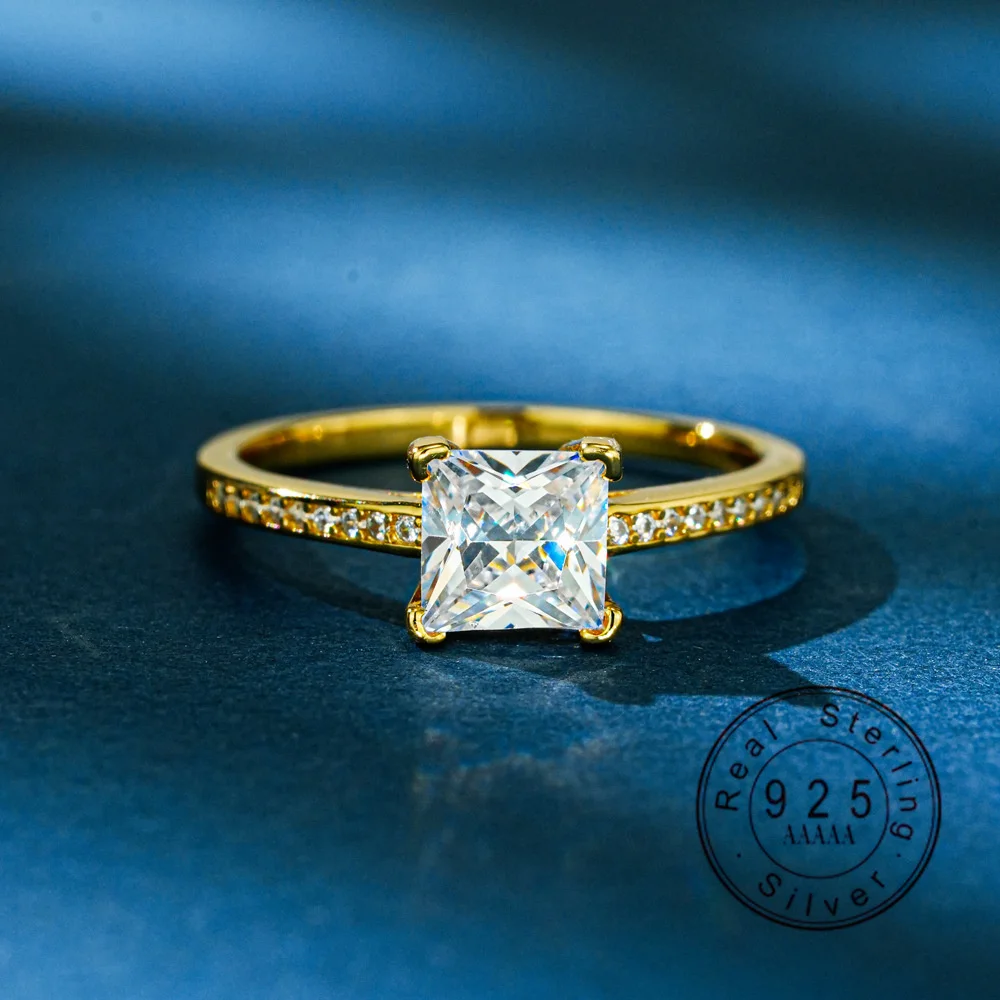 1.2CT Princess Cut Moissanite Ring 925 Sterling Silver Yellow Gold Plated Engagement Wedding Band for Women Luxury Fine Jewelry
1.2CT Princess Cut Moissanite Ring 925 Sterling Silver Yellow Gold Plated Engagement Wedding Band for Women Luxury Fine Jewelry