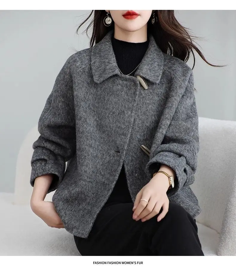 Двустороннее шерстяное пальто-жакет из твида 2025 года, новинка, маленький размер, осенне-зимняя верхняя одежда из шерсти с пуговицами-клыками для женщин
Двустороннее шерстяное пальто-жакет из твида 2025 года, новинка, маленький размер, осенне-зимняя верхняя одежда из шерсти с пуговицами-клыками для женщин