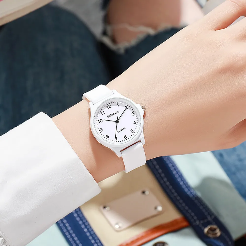 Модные силиконовые часы для студентов, повседневные разноцветные детские кварцевые часы, регулируемые кварцевые часы для мужчин и женщин
Модные силиконовые часы для студентов, повседневные разноцветные детские кварцевые часы, регулируемые кварцевые часы для мужчин и женщин