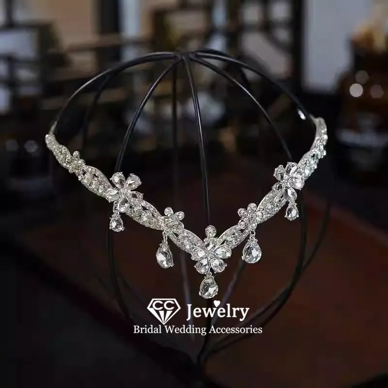 CC Crowns for Wedding Women Hair Accessories Bridal Headpiece Engagement Hairwear Flower Shape Sparkly Crystal Headbands AN469
CC Crowns for Wedding Women Hair Accessories Bridal Headpiece Engagement Hairwear Flower Shape Sparkly Crystal Headbands AN469