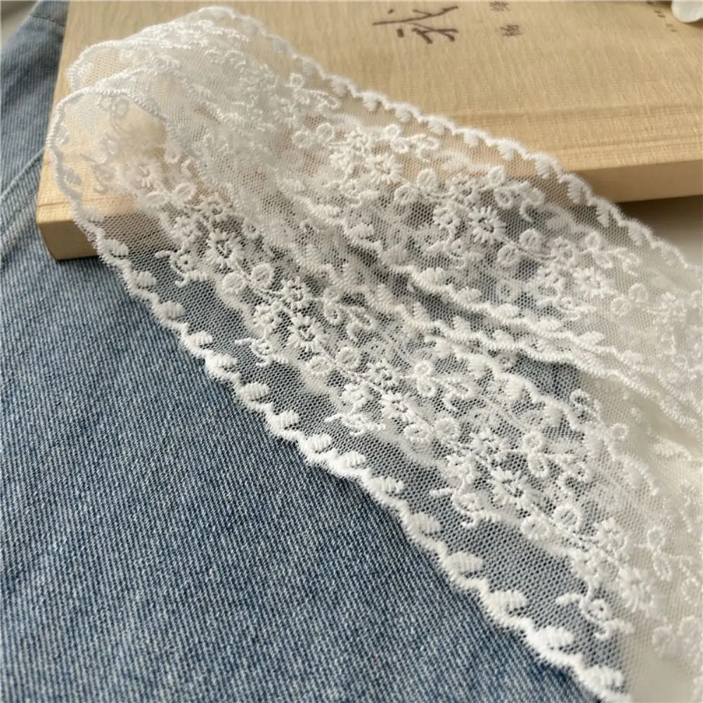 White Sweet Lace Belt Bow Tie Flowers Embroidery Bohemian Waist Chain Waist Decoration Lace Headband Body Decor Accessories
White Sweet Lace Belt Bow Tie Flowers Embroidery Bohemian Waist Chain Waist Decoration Lace Headband Body Decor Accessories