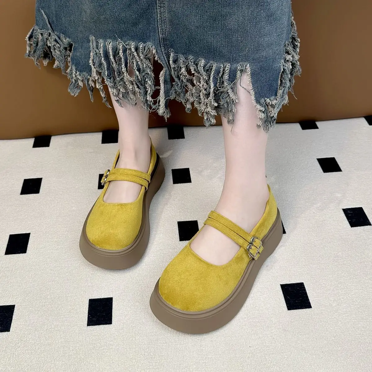 New wide foot mary jane shoes women's summer dressy flats platform faux suede leather shoes woman shallow mouth loafers ladies
New wide foot mary jane shoes women's summer dressy flats platform faux suede leather shoes woman shallow mouth loafers ladies