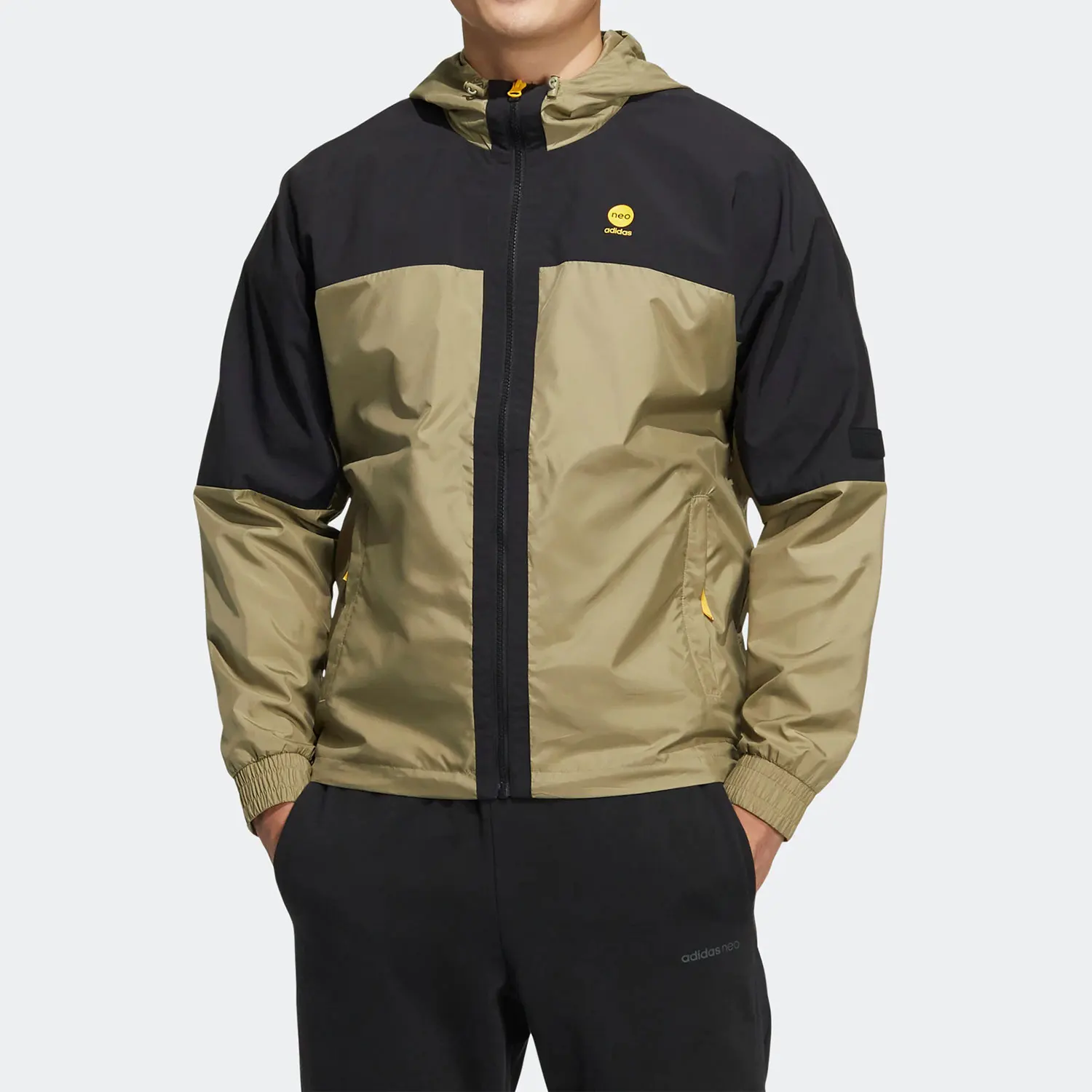 Adidas Official Authentic Seasonal New Comfortable Woven Men's Sports Jacket HM7425
Adidas Official Authentic Seasonal New Comfortable Woven Men's Sports Jacket HM7425