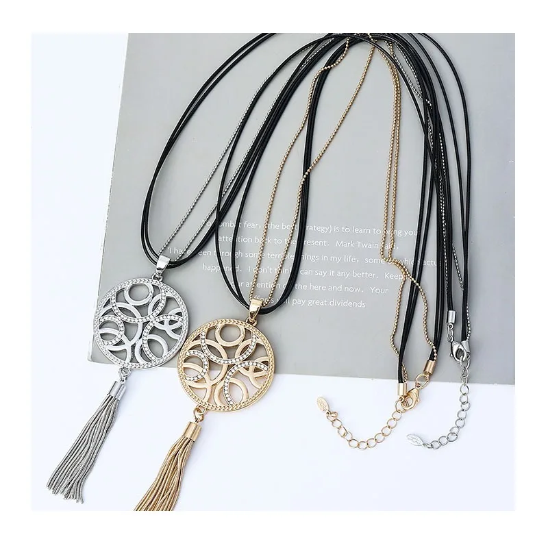 Popular Women's Fashion Fringed Long Jewelry Retro Simple Necklace Pendant Sweater Chain
Popular Women's Fashion Fringed Long Jewelry Retro Simple Necklace Pendant Sweater Chain