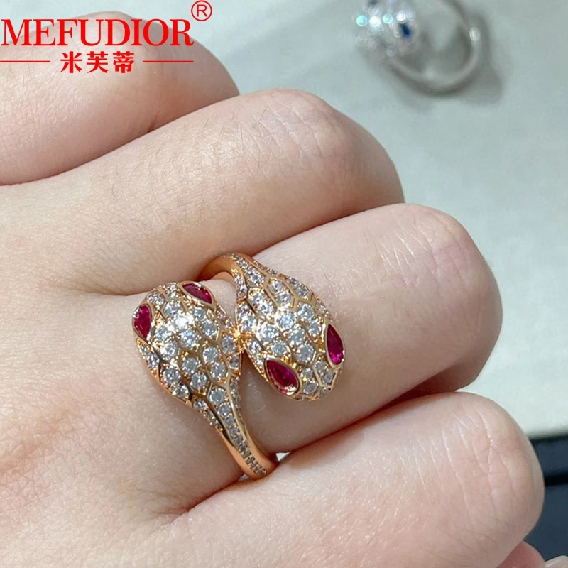 925 Sterling Silver Inlay Moissanite Diamonds Snake Head Ring for Women Blue\Green Eyes Animals Bands Luxury Jewelry Party Gifts
925 Sterling Silver Inlay Moissanite Diamonds Snake Head Ring for Women Blue\Green Eyes Animals Bands Luxury Jewelry Party Gifts