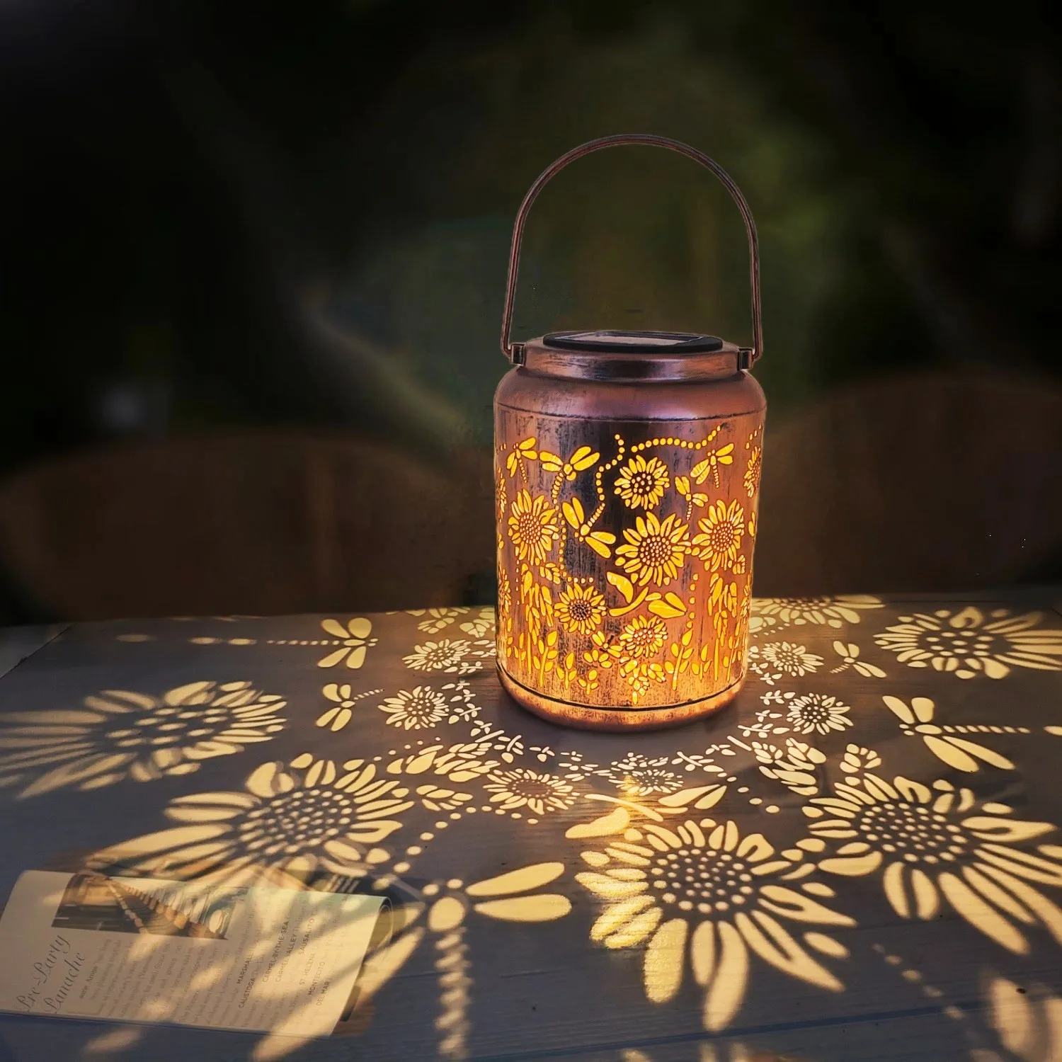 Vintage European Sunflower Iron Solar Light Hollow LED Atmosphere Lamp Waterproof Outdoor Ornament for Yard Garden Courtyard
Vintage European Sunflower Iron Solar Light Hollow LED Atmosphere Lamp Waterproof Outdoor Ornament for Yard Garden Courtyard