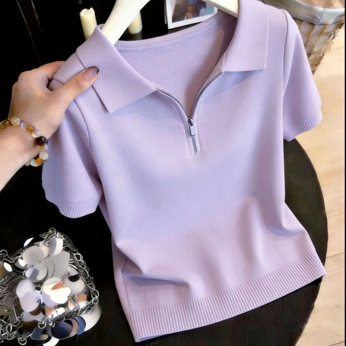 Fashionable Knitted Sweater No Pilling High End Summer 2026 Women's V-Neck Short Sleeve Regular Fit Inner Wear by DaLaoDaPai
Fashionable Knitted Sweater No Pilling High End Summer 2026 Women's V-Neck Short Sleeve Regular Fit Inner Wear by DaLaoDaPai