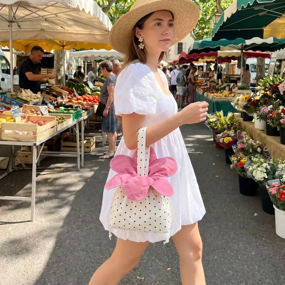 Bundle Pocket Flower Drawstring Crossbody Bag Korean Style Cute Sparkly Star Flower Bag Portable Plaid Flower Handbag Shopping
Bundle Pocket Flower Drawstring Crossbody Bag Korean Style Cute Sparkly Star Flower Bag Portable Plaid Flower Handbag Shopping