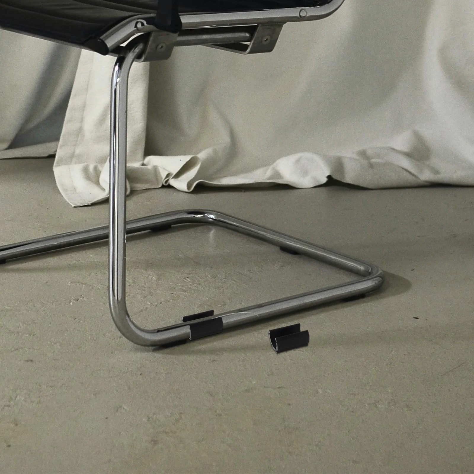 20Pcs Black Plastic Tube Clamp Chair Leg Protectors Non-Slip Floor Pads Cushion Pipe Holder Foot Covers Water Pipe Clamps 
20Pcs Black Plastic Tube Clamp Chair Leg Protectors Non-Slip Floor Pads Cushion Pipe Holder Foot Covers Water Pipe Clamps