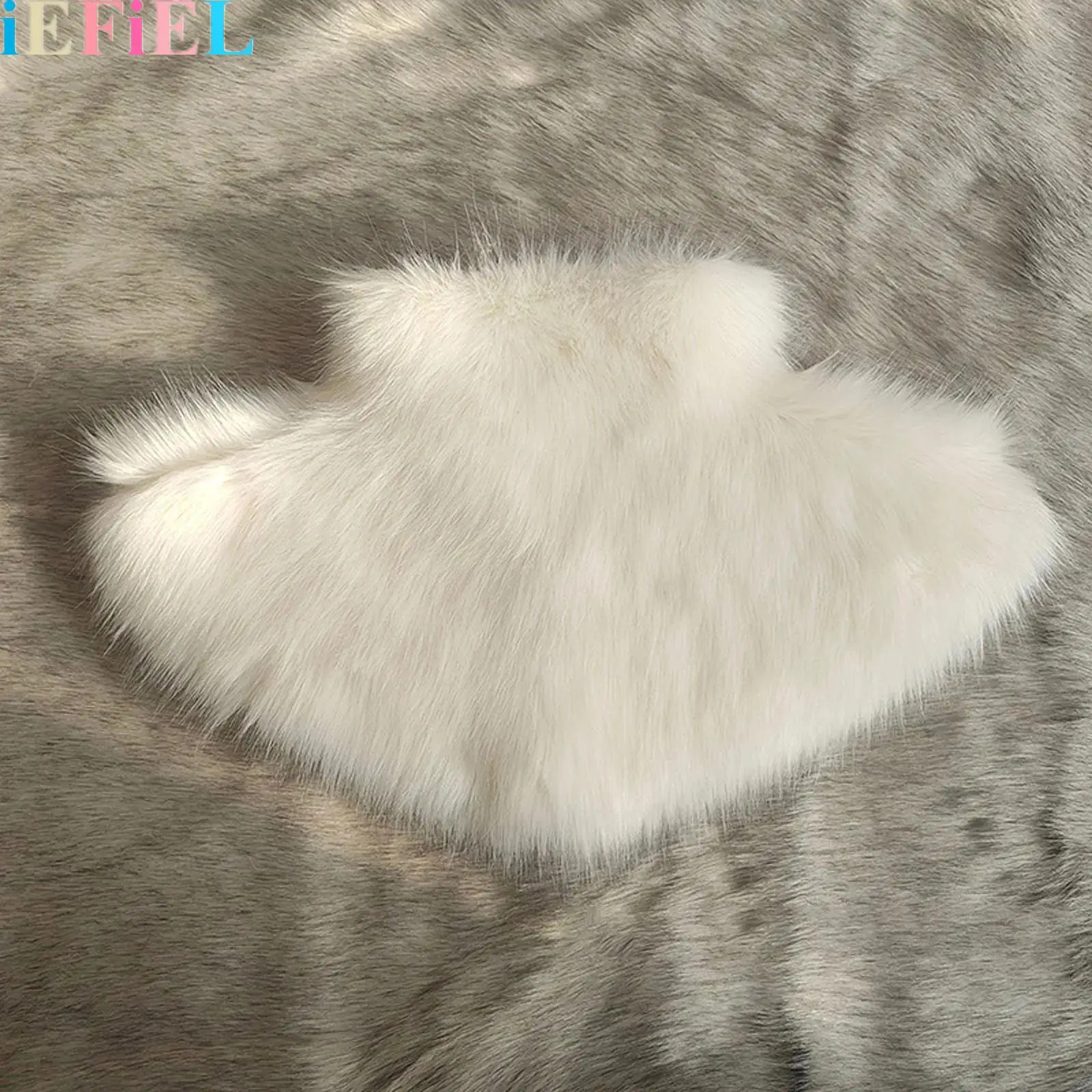 Faux Fur Fake Collar Animal Cosplay Fake Collar Costumes Accessories Plush Mock Neck Style with Invisible Zipper
Faux Fur Fake Collar Animal Cosplay Fake Collar Costumes Accessories Plush Mock Neck Style with Invisible Zipper