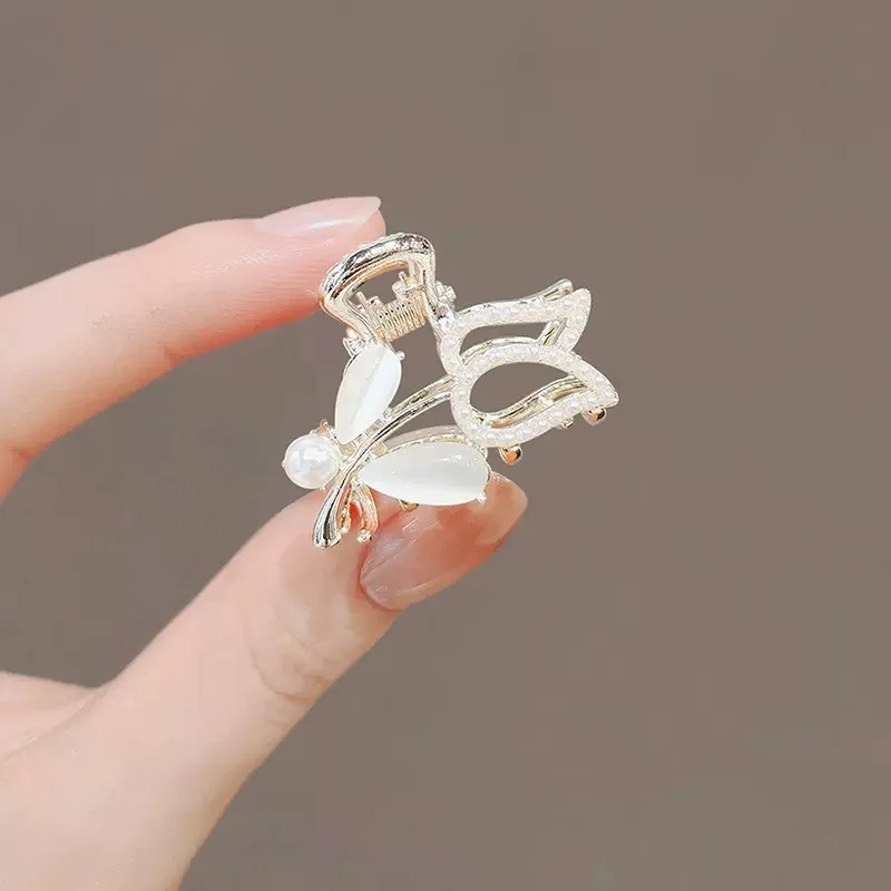 Alloy mini hair clip,metal rhinestone hair Accessories, 3.4cm Simple hairpin,Thin hair Styling Tools for women
Alloy mini hair clip,metal rhinestone hair Accessories, 3.4cm Simple hairpin,Thin hair Styling Tools for women
