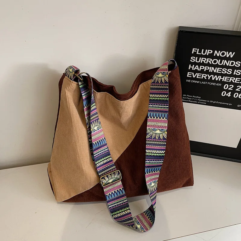 Autumn Winter Corduroy Crossbody Bags for Women Large Capacity Versatile Shoulder Bags Fashion Texture Simple Storage Bags
Autumn Winter Corduroy Crossbody Bags for Women Large Capacity Versatile Shoulder Bags Fashion Texture Simple Storage Bags