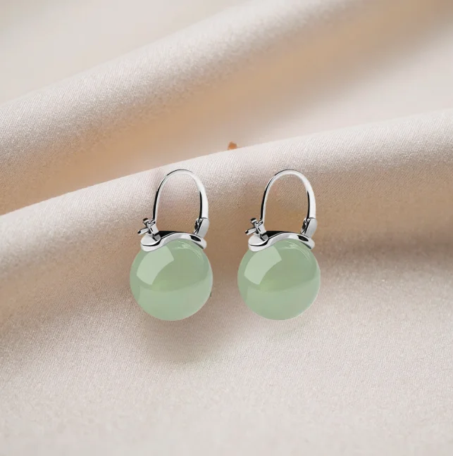 Серьги-кольца из искусственного нефрита, винтажные изящные манжеты, гипоаллергенный подарок на каждый день и вечеринку
Серьги-кольца из искусственного нефрита, винтажные изящные манжеты, гипоаллергенный подарок на каждый день и вечеринку