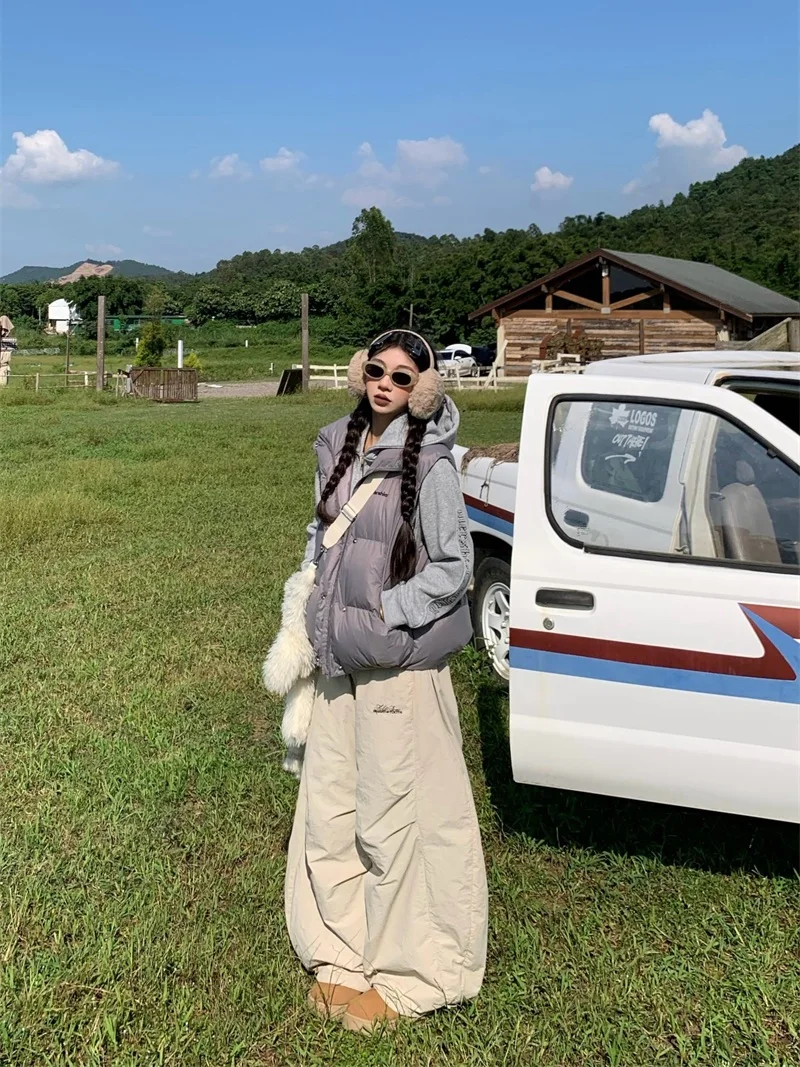 Retro American Sle Women's Loose Fit Cotton Vest Autumn Winter New Faion Outerwear Stand Collar Jaet Versatile Outer Layer
Retro American Sle Women's Loose Fit Cotton Vest Autumn Winter New Faion Outerwear Stand Collar Jaet Versatile Outer Layer