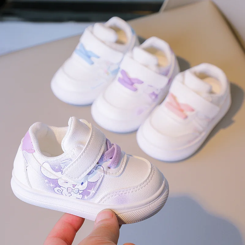 Kawaii Cinnamoroll детская белая спортивная обувь аниме Sanrios малыш мягкая подошва Нескользящая модная повседневная обувь для скейта Осень новинка
Kawaii Cinnamoroll детская белая спортивная обувь аниме Sanrios малыш мягкая подошва Нескользящая модная повседневная обувь для скейта Осень новинка