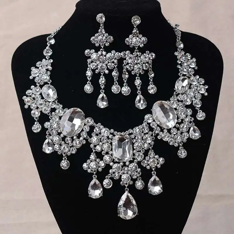 African Beads Jewelry Sets Big Rhinestone Water Drop Statement Necklace Earrings Set Classic Indian Crystal Bridal Jewelry Set
African Beads Jewelry Sets Big Rhinestone Water Drop Statement Necklace Earrings Set Classic Indian Crystal Bridal Jewelry Set