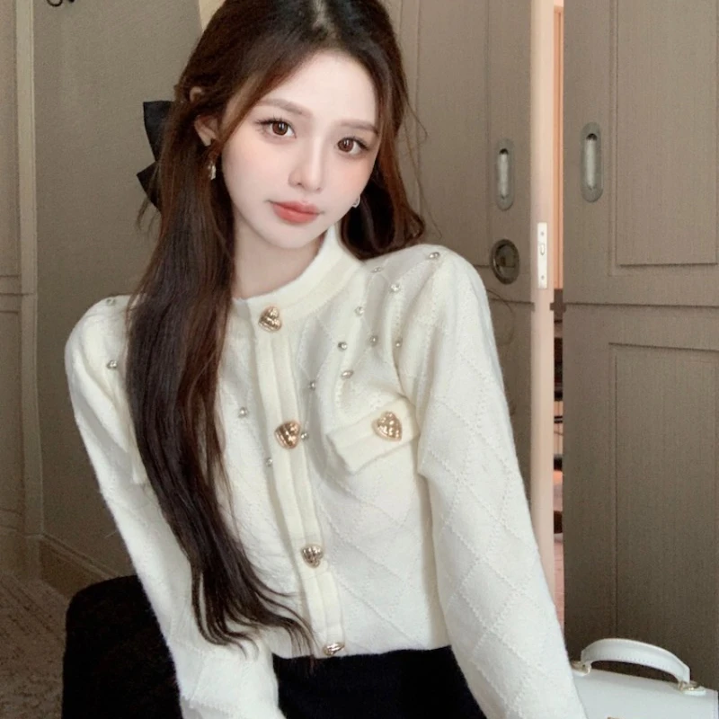 Thin Sweater Cardigan Women Lazy Senior Sense Short Tops Girls Autumn and Winter New Versatile Knitted Jacket Female
Thin Sweater Cardigan Women Lazy Senior Sense Short Tops Girls Autumn and Winter New Versatile Knitted Jacket Female