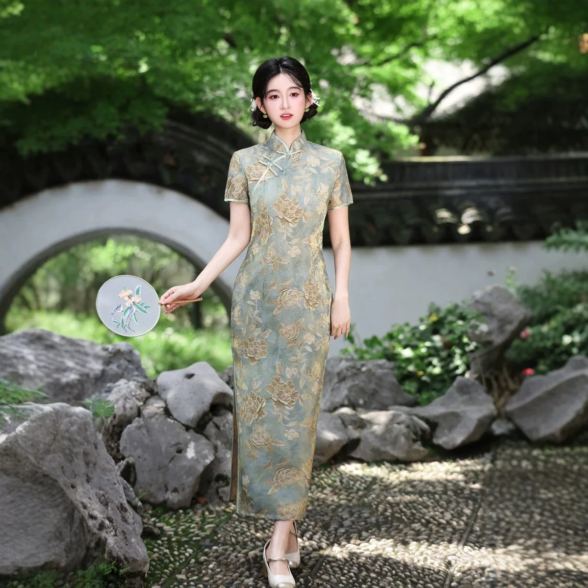 Plus Size Womens Long Cheongsam New Chinese Style Qipao Chinese Dress Vintage Jacquard Buckle Vestidos Classic Oriental Clothing
Plus Size Womens Long Cheongsam New Chinese Style Qipao Chinese Dress Vintage Jacquard Buckle Vestidos Classic Oriental Clothing