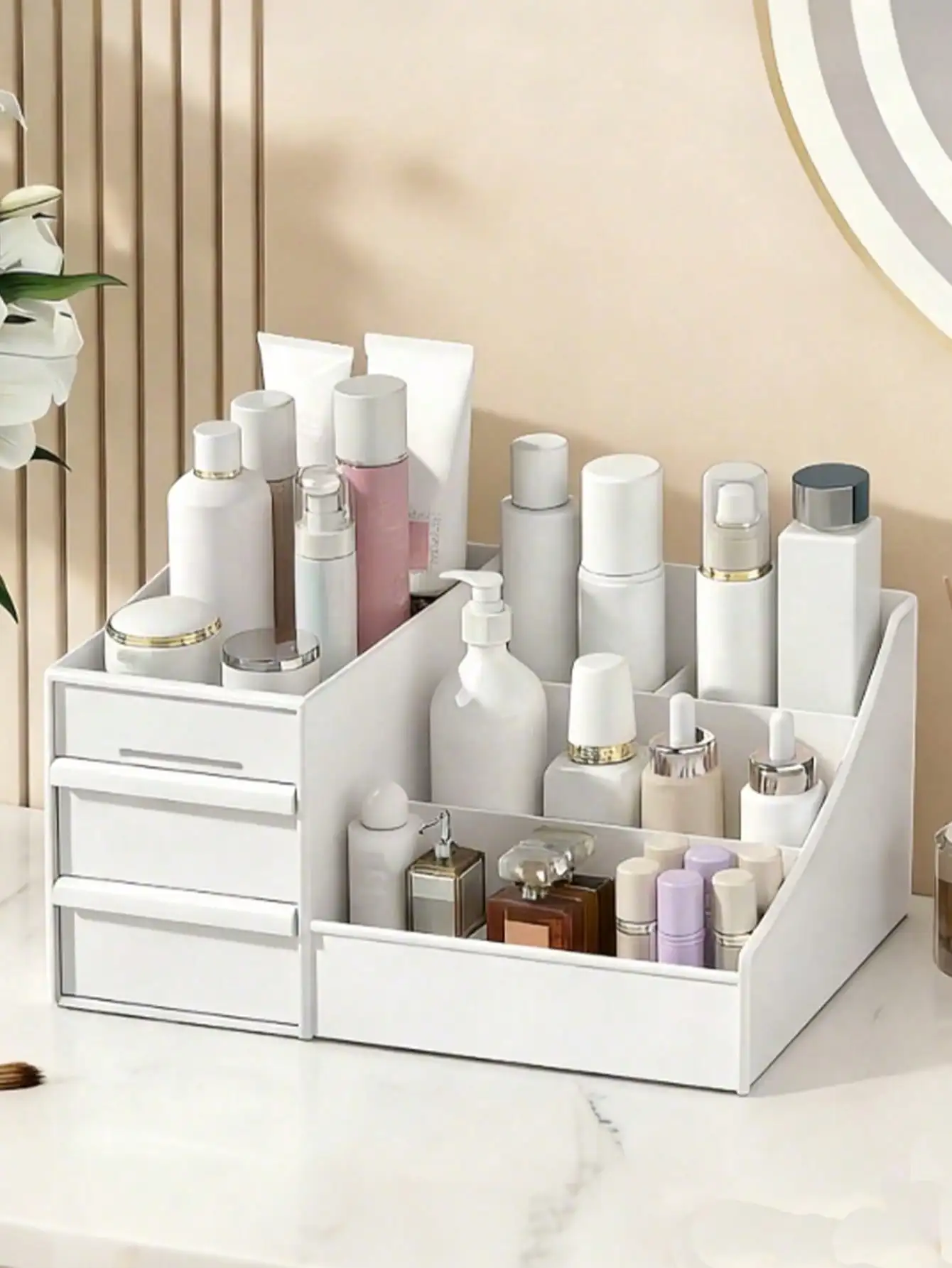 Makeup Storage Box, Lipstick Organizer, Cosmetic Storage Box, Nail Clipper Holder, Office Supply Organizer Rack, Makeup Brush Holder, Cosmetic Case, Suitable For Bedroom, Bathroom, Living Room, Dorm, Vanity, Room Decor, Jewelry Storage
Makeup Storage Box, Lipstick Organizer, Cosmetic Storage Box, Nail Clipper Holder, Office Supply Organizer Rack, Makeup Brush Holder, Cosmetic Case, Suitable For Bedroom, Bathroom, Living Room, Dorm, Vanity, Room Decor, Jewelry Storage