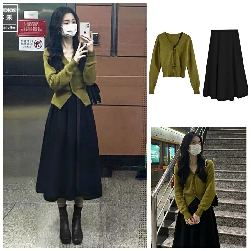 2023 Autumn Winter Women Fashion 2 Piece Set V-Neck Knitted Cardigan Coats Female Loose A-line Skirts Ladies Casual Suits R447
2023 Autumn Winter Women Fashion 2 Piece Set V-Neck Knitted Cardigan Coats Female Loose A-line Skirts Ladies Casual Suits R447