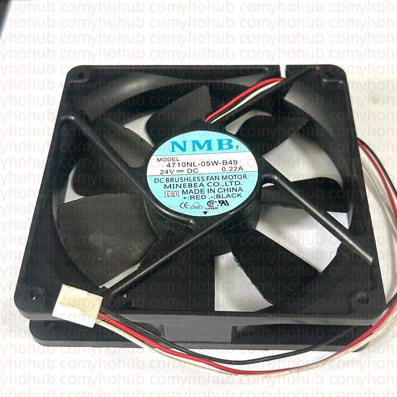 NMB-MAT 4710NL-05W-B49 LQ1 DC 24 В 0,22 А 120x120x25 мм Вентилятор охлаждения сервера
NMB-MAT 4710NL-05W-B49 LQ1 DC 24 В 0,22 А 120x120x25 мм Вентилятор охлаждения сервера