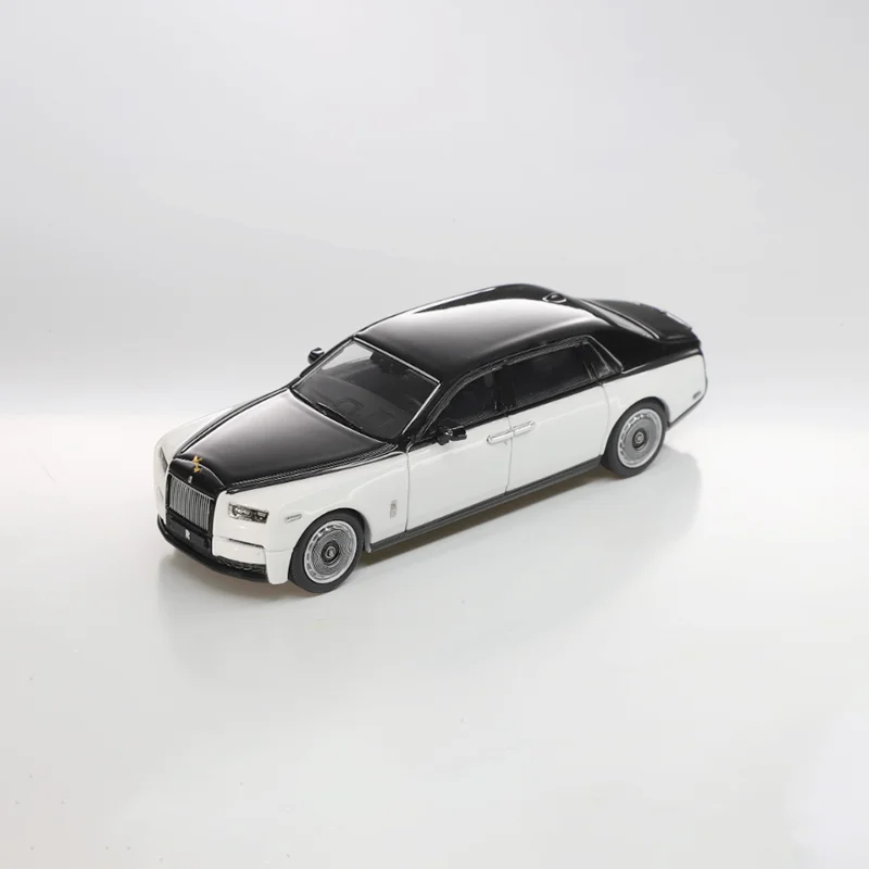 BANANA 1:64 Scale Phantom Alloy Car Model Finished Simulation Collection Decoration Boy Gift Static Display
BANANA 1:64 Scale Phantom Alloy Car Model Finished Simulation Collection Decoration Boy Gift Static Display