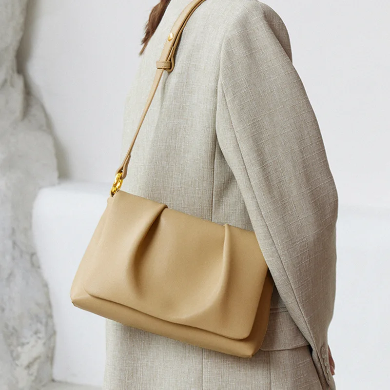Women Luxury Elegant Leather Bag High End Classic Vintage Paris Crossbody Messenger Tote Bag
Women Luxury Elegant Leather Bag High End Classic Vintage Paris Crossbody Messenger Tote Bag