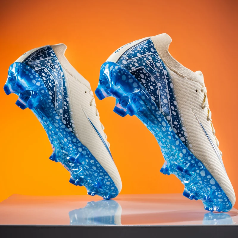 New Men Women Professional Football Boots Cleats Grass Training Match Sport Soccer Shoes FG/TF Ultra-light Non-slip Unisex
New Men Women Professional Football Boots Cleats Grass Training Match Sport Soccer Shoes FG/TF Ultra-light Non-slip Unisex