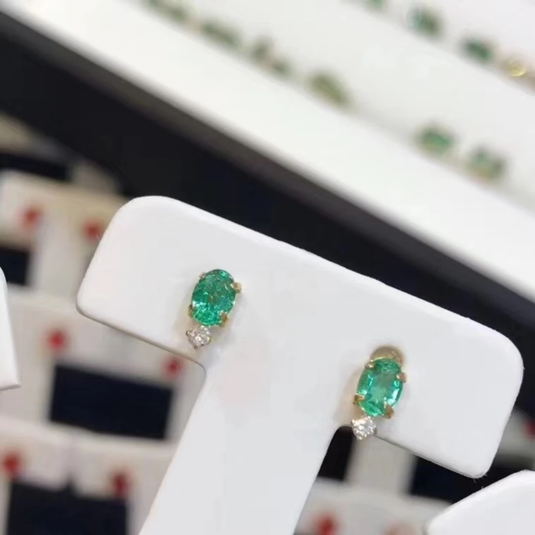 KJJEAXCMY Natural Colombian Emerald S925 silver exquisitely Earrings Full of luster Simple,elegant and high-end Birthday present
KJJEAXCMY Natural Colombian Emerald S925 silver exquisitely Earrings Full of luster Simple,elegant and high-end Birthday present