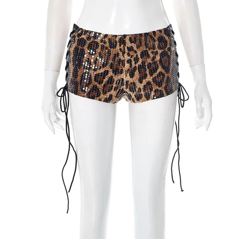 2025 Summer Women Sexy Sequins Leopard Print Shorts Side Grommet Lace Up Hipster Skinny Party Clubwear Bottoms Y2K Streetwear
2025 Summer Women Sexy Sequins Leopard Print Shorts Side Grommet Lace Up Hipster Skinny Party Clubwear Bottoms Y2K Streetwear