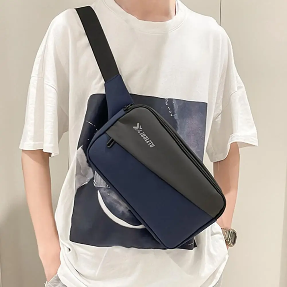Shoulder Bag Practical Compact Unisex Anti-Scratch Smooth Zipper Crossbody Bag for Mountaineering
Shoulder Bag Practical Compact Unisex Anti-Scratch Smooth Zipper Crossbody Bag for Mountaineering