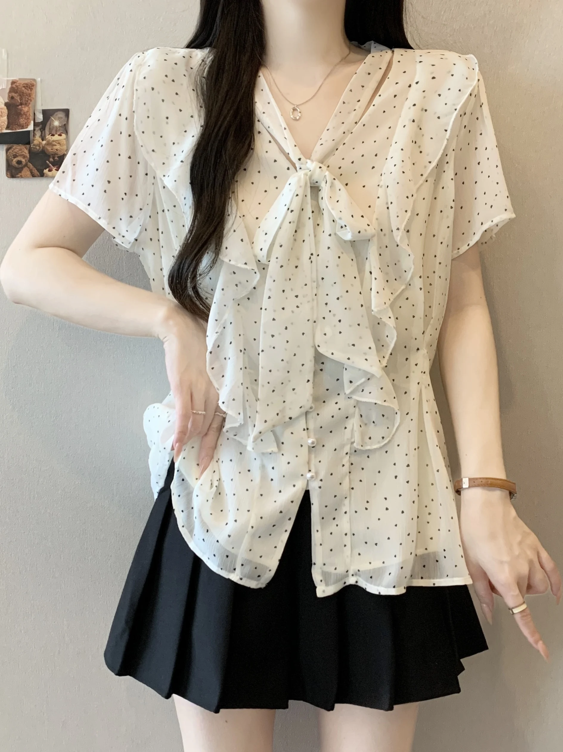plus Size Women's Polka Dot Shirt Summer New Style Waist Cinched Short Sleeve V-Neck Beautiful Top Korean Style Slim Fit Commute
plus Size Women's Polka Dot Shirt Summer New Style Waist Cinched Short Sleeve V-Neck Beautiful Top Korean Style Slim Fit Commute
