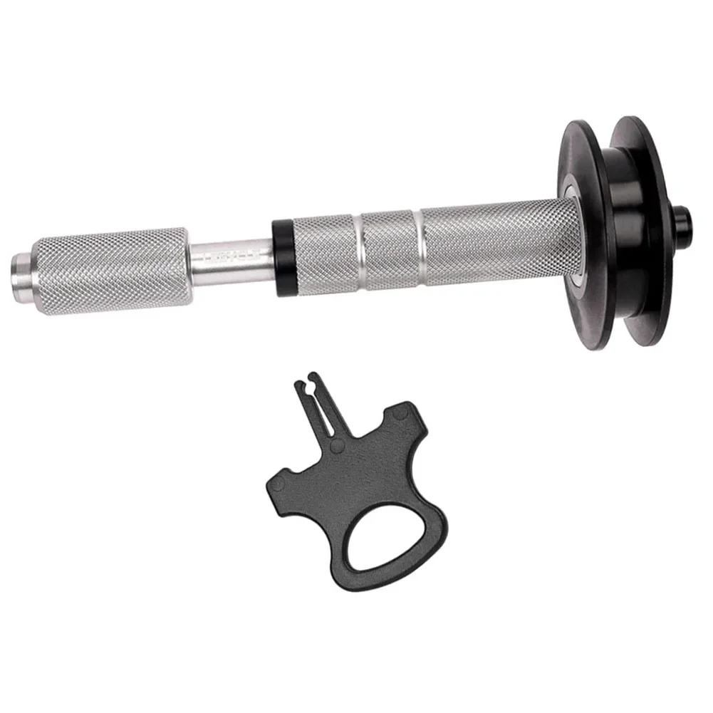 Bicycle Maintenance Chain Lubrication Bicycle Cleaning Tool Smooth Speed Change Transport Protection Aluminum Alloy Material
Bicycle Maintenance Chain Lubrication Bicycle Cleaning Tool Smooth Speed Change Transport Protection Aluminum Alloy Material