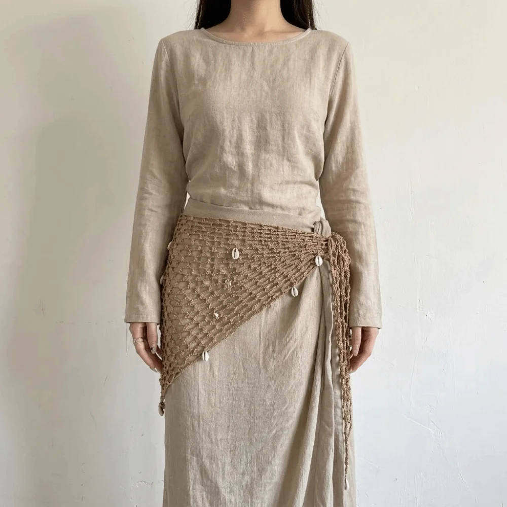 Boho Solid Color Triangle Hip Scarf Shell Mesh Crochet Short Skirt Wrap Versatile Knitted Waist Belt Beachwear
Boho Solid Color Triangle Hip Scarf Shell Mesh Crochet Short Skirt Wrap Versatile Knitted Waist Belt Beachwear