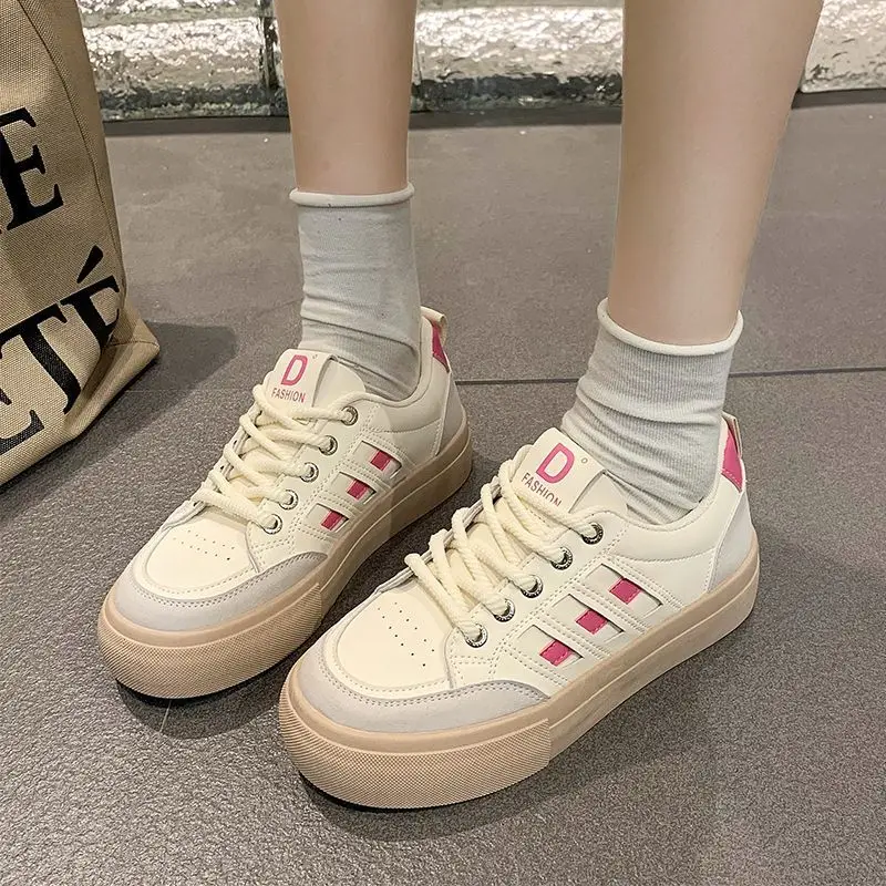 SHANPA Soft Sole Womens Volcanise Shoes Fashion Breathable Streaks Skateboard Shoes Synthetic Leather Mid Heels Casual Shoes
SHANPA Soft Sole Womens Volcanise Shoes Fashion Breathable Streaks Skateboard Shoes Synthetic Leather Mid Heels Casual Shoes