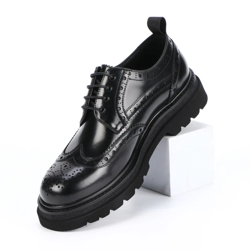 New Men Dress Shoes Toe-layer Cowhide High-end Business Formal Shoes Thick Sole British Brogue Carved Derby Shoes
New Men Dress Shoes Toe-layer Cowhide High-end Business Formal Shoes Thick Sole British Brogue Carved Derby Shoes