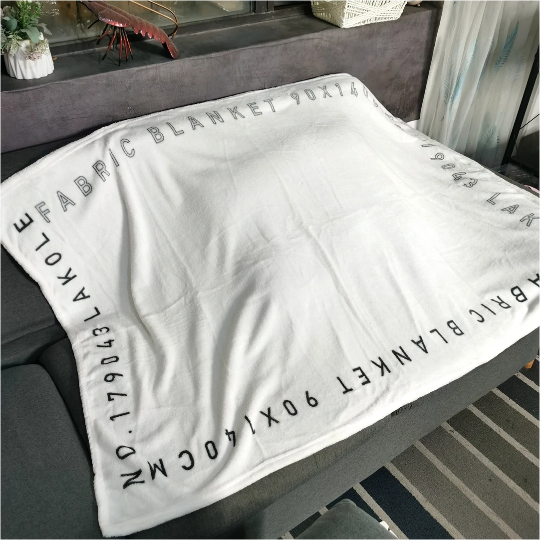 VIKAMA Modern Minimalist Throw Blanket Breathable Soft Comfortable Living Room Bedroom Office Throw Carpet Home Decoration
VIKAMA Modern Minimalist Throw Blanket Breathable Soft Comfortable Living Room Bedroom Office Throw Carpet Home Decoration