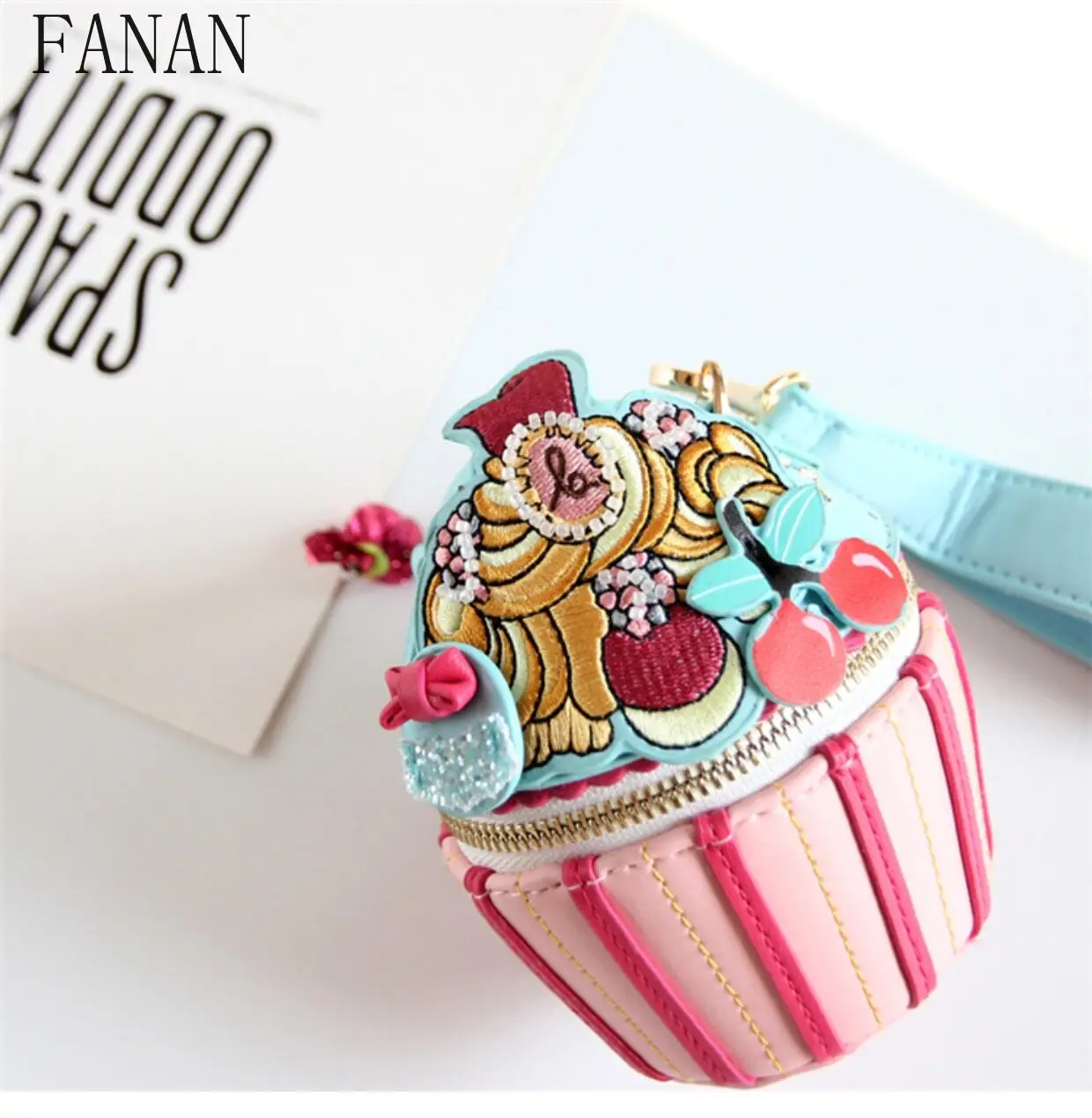 French Niche Style Sweet Kids' Bags Pearl Handbag Multi-purpose Kawaii Small Mini Bag Girls Crossbody Bag 2026 New
French Niche Style Sweet Kids' Bags Pearl Handbag Multi-purpose Kawaii Small Mini Bag Girls Crossbody Bag 2026 New