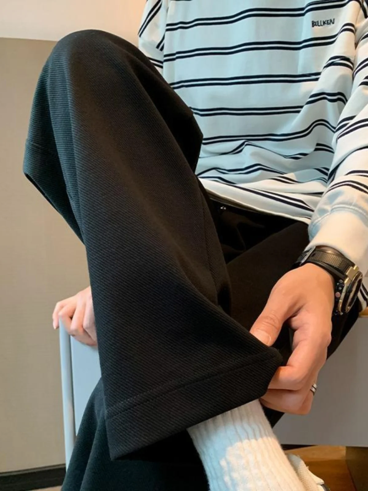 Мужские повседневные прямые брюки Bla Fce на флисовой подкладке для весны, осени и зимы, удобные свободные спортивные штаны
Мужские повседневные прямые брюки Bla Fce на флисовой подкладке для весны, осени и зимы, удобные свободные спортивные штаны