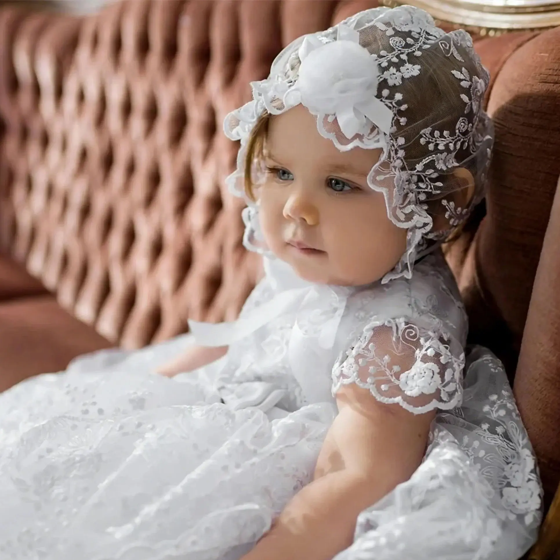 White Custom Flower Girl Dress For Wedding Lace Appliques Bow Short Sleeve Baby Girl Baptism Prom Holy Communion Gown
White Custom Flower Girl Dress For Wedding Lace Appliques Bow Short Sleeve Baby Girl Baptism Prom Holy Communion Gown